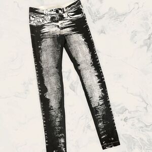 Express Leggings - Size S - Black and White